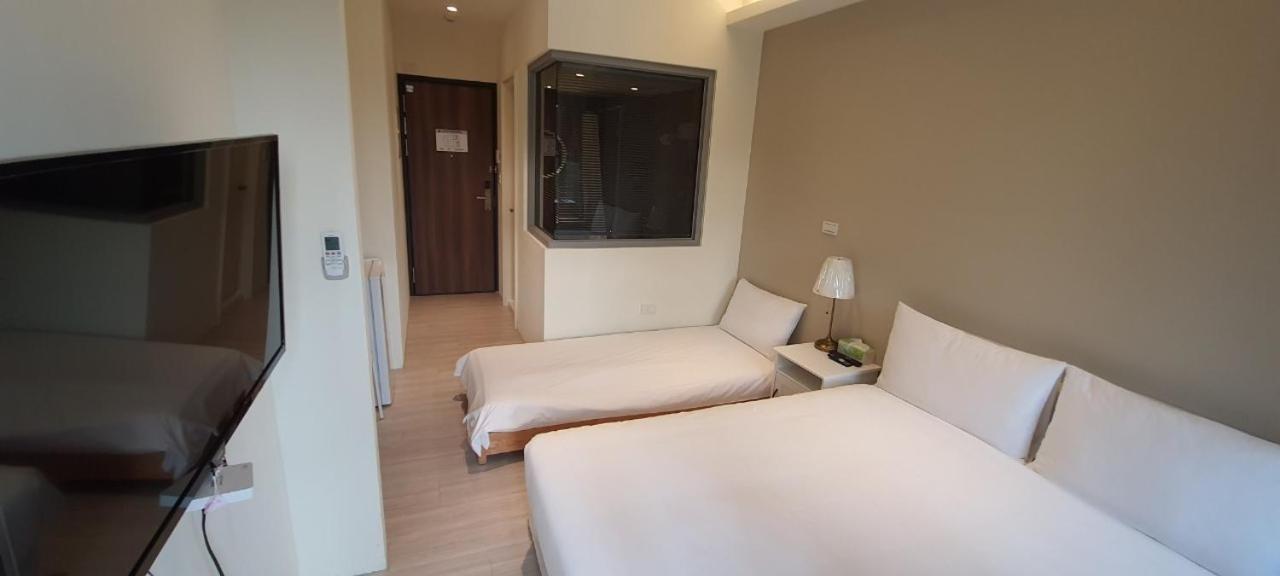 Hotel In Fengchia Tchaj-čung Exteriér fotografie