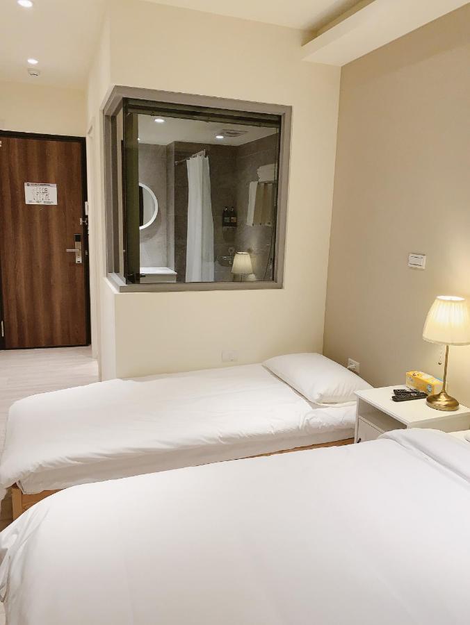 Hotel In Fengchia Tchaj-čung Exteriér fotografie