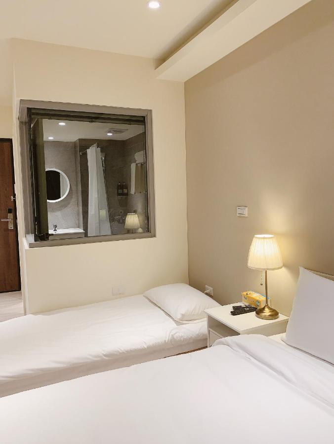 Hotel In Fengchia Tchaj-čung Exteriér fotografie