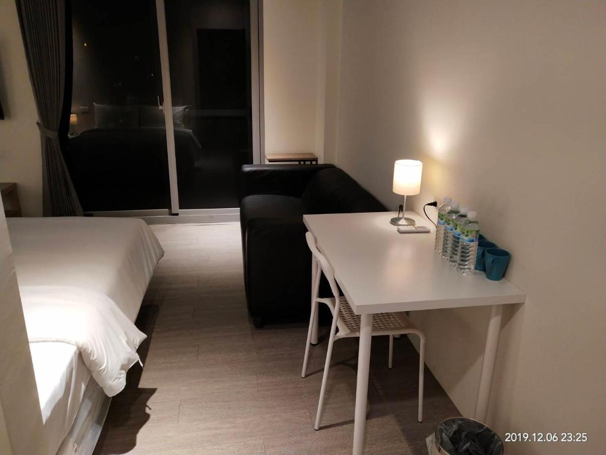 Hotel In Fengchia Tchaj-čung Exteriér fotografie